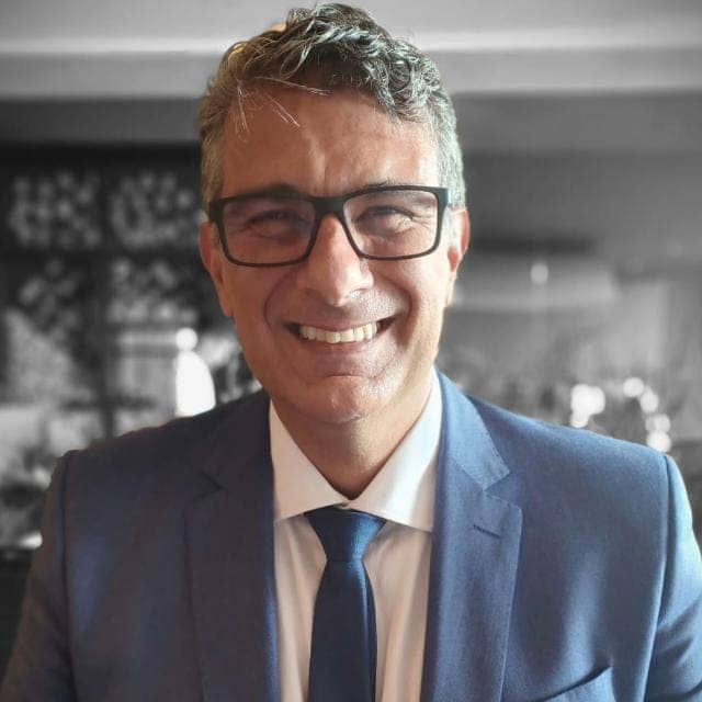 Prof. Dr. Valdir Florêncio da Veiga Junior 